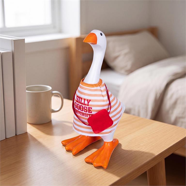 Gordy The Desk Goose Outfit, Student